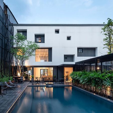 Lilit Bang Lumphu Hotel Bangkok Exterior photo