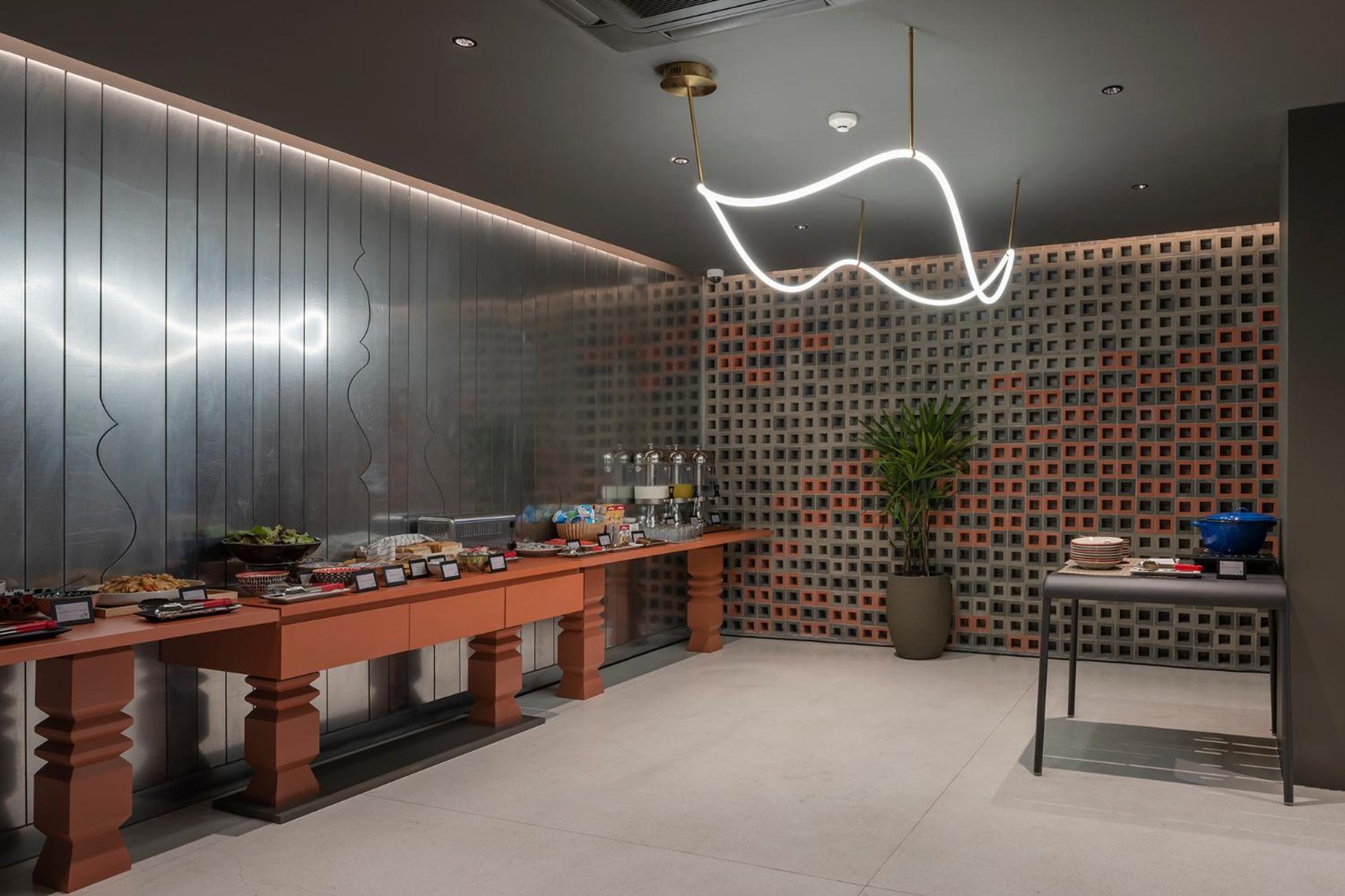 Lilit Bang Lumphu Hotel Bangkok Exterior photo