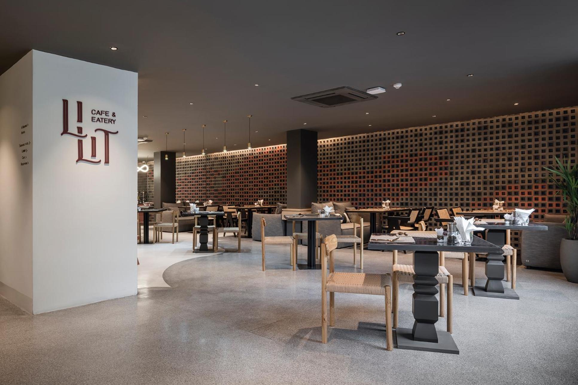 Lilit Bang Lumphu Hotel Bangkok Exterior photo