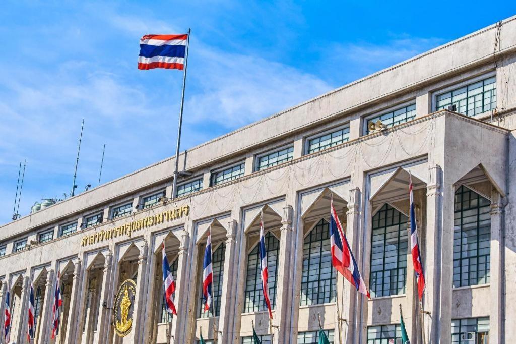 Lilit Bang Lumphu Hotel Bangkok Exterior photo