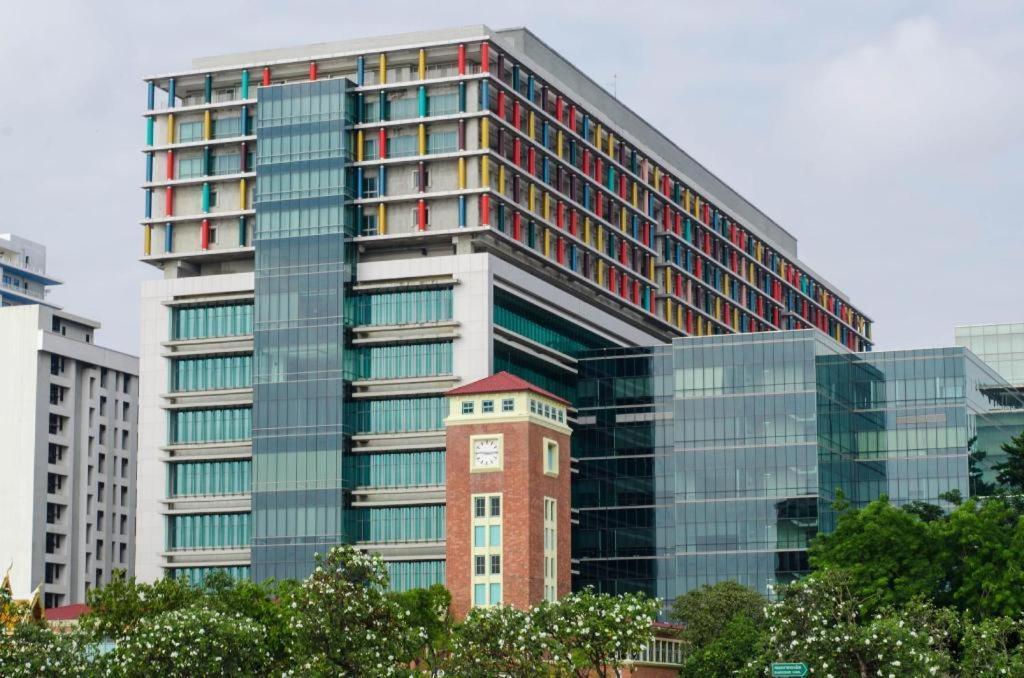 Lilit Bang Lumphu Hotel Bangkok Exterior photo